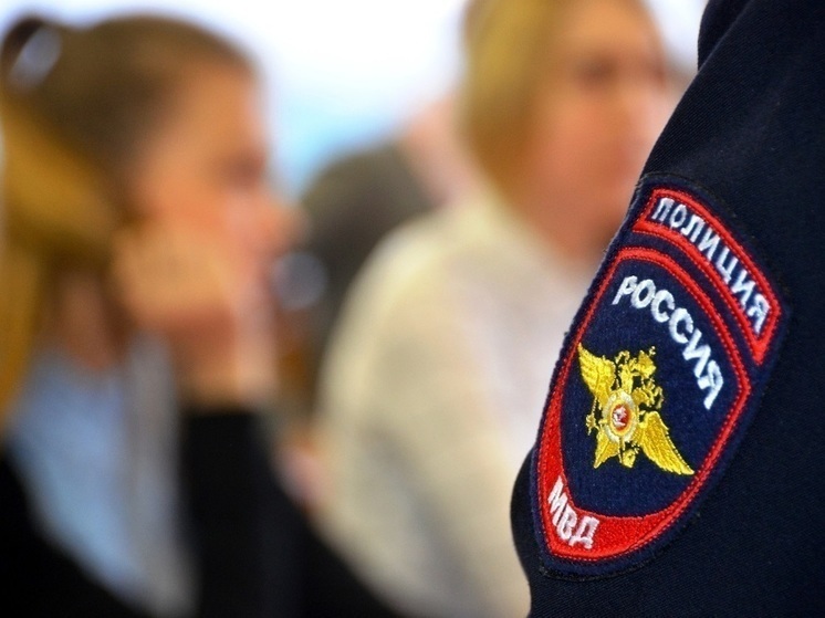 В Краснинском районе Госавтоинспекторы изъяли водительское удостоверение с признаками подделки