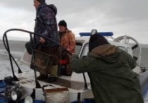 На реке Есауловка 28 апреля опрокинулась лодка