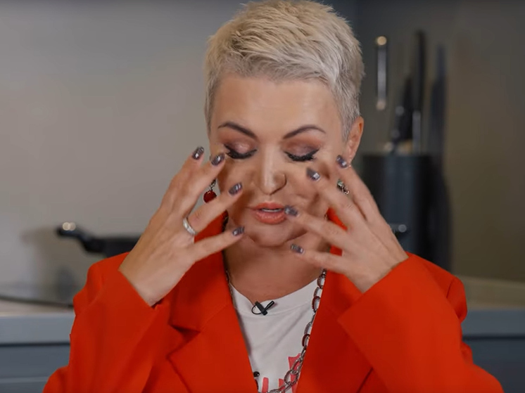 Катя Лель узнала у брахмана дату своей смерти