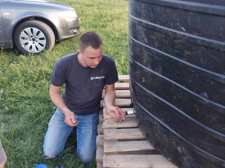 Андрей Сигута: в селе Долинское по улице Гагарина установили ёмкость для воды