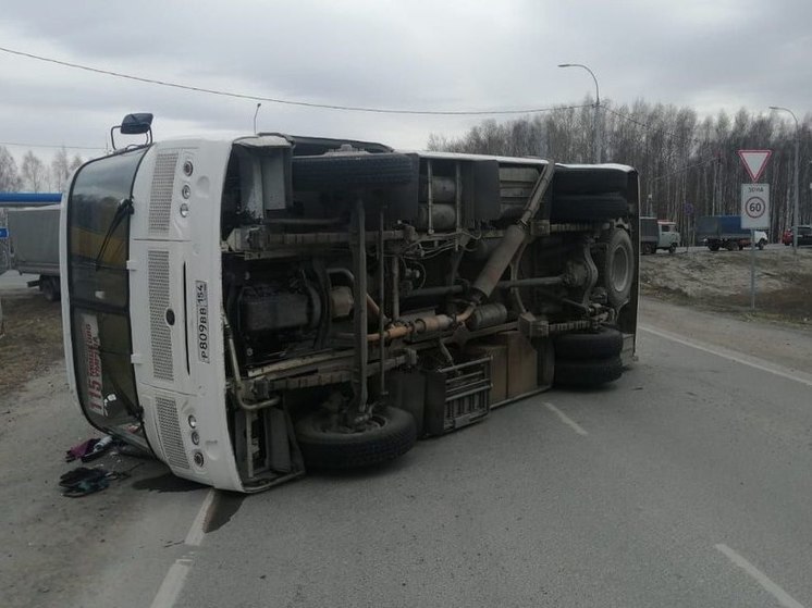 Стало известно о состоянии пострадавших в ДТП с автобусом под Новосибирском