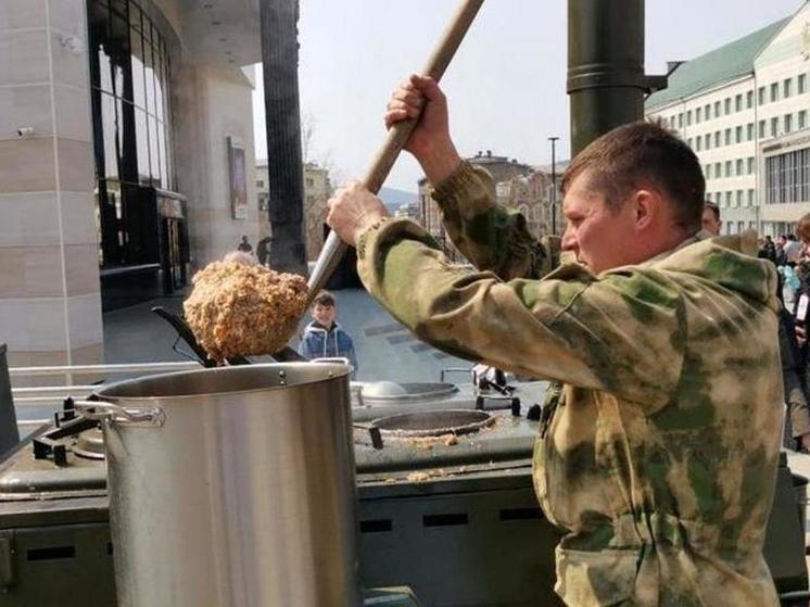Хлеб и сало добавят к угощению солдатской кашей в День Победы в Чите