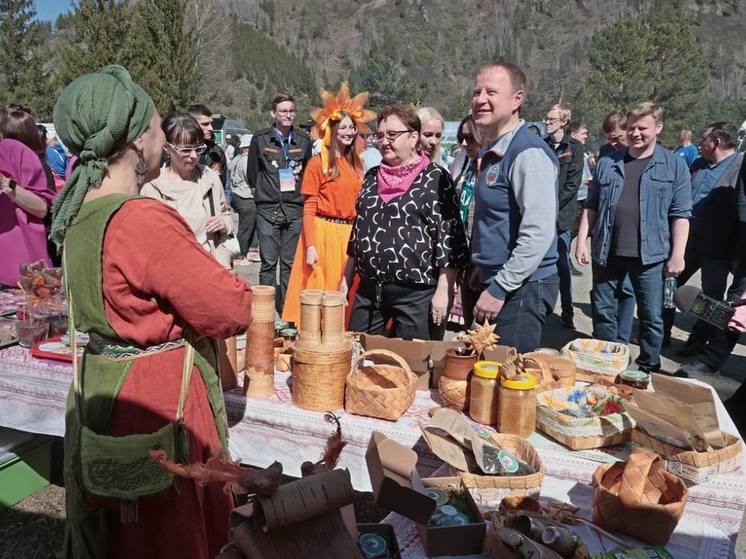 40 тысяч человек приняли участие в фестивале «Цветение маральника»