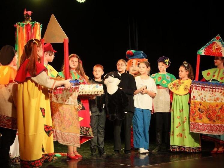 В Южно-Сахалинске прошел X Областной фестиваль театров кукол «Волшебный мир за ширмой»