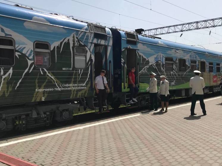 В Северную Осетию прибыл туристический поезд «Жемчужина Кавказа»