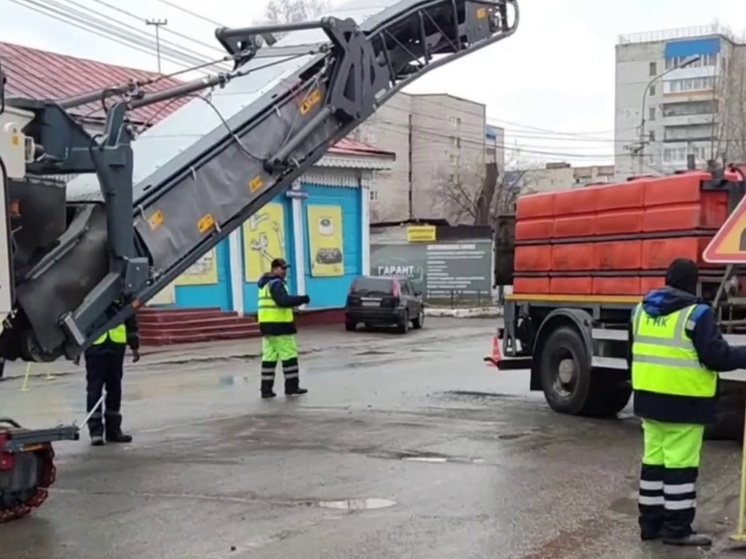 «Я настроен жестко»: Дмитрий Махиня проверил ход ремонта на двух улицах Томска