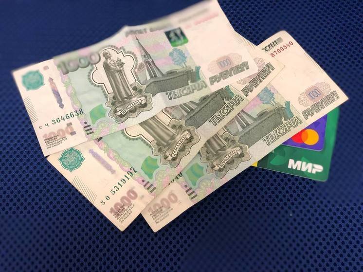 Жителю Апатитов грозит тюремный срок за кражу денег с найденной банковской карты