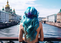 Молодая девушка, спрыгнувшая с моста в Санкт-Петербурге во время полицейской погони, предварительно, не получила травм