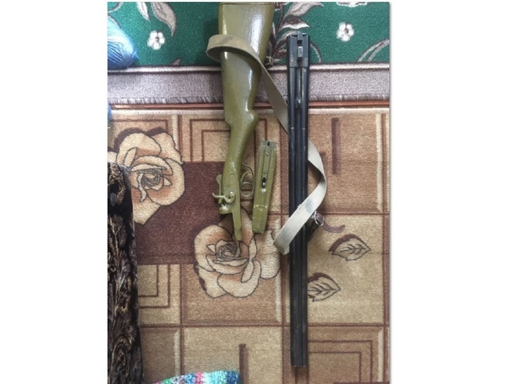 В Костромской области мужчина хранил ружье на вешалке вместе с одеждой