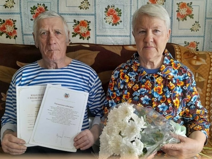 Любовь и голуби: супруги из Алтайского края отметили золотой юбилей