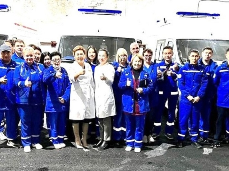 Работники скорой помощи Калмыкии отмечают профессиональный праздник