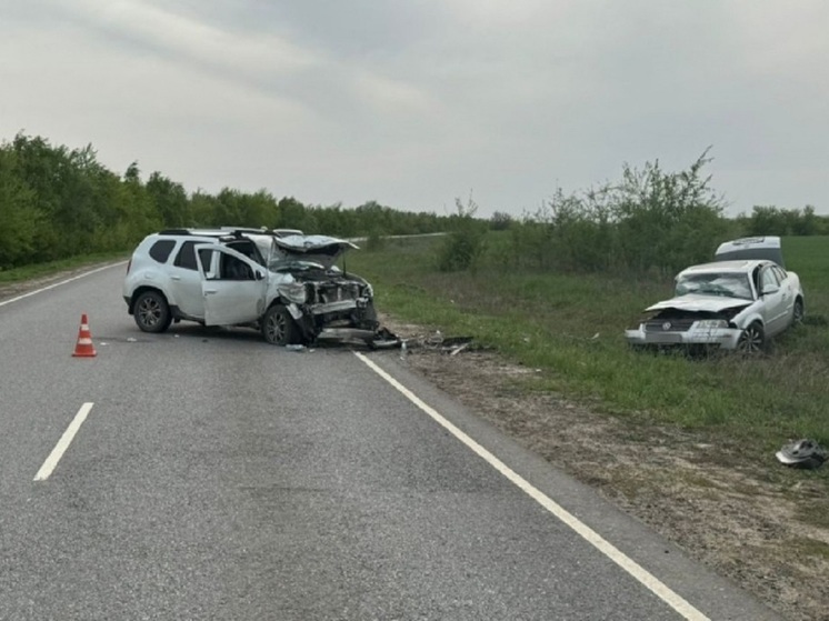 Женщина пострадала в ДТП с 2 иномарками на трассе в Волгоградской области