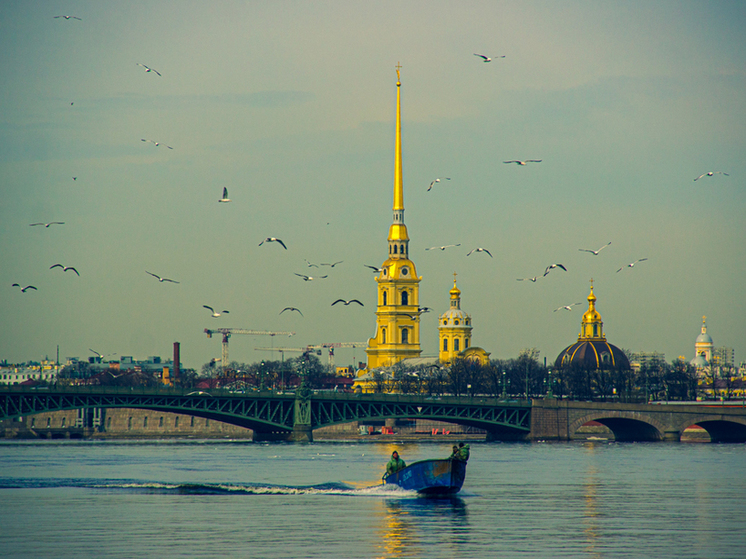 Самым популярным местом для отдыха туляков в июне стал Санкт-Петербург