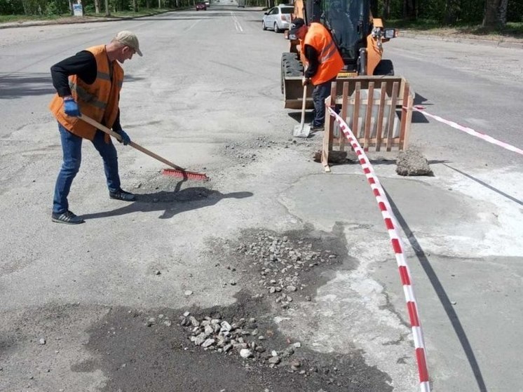 Ямочный ремонт дорог в Херсонской области: сравнение России и Украины