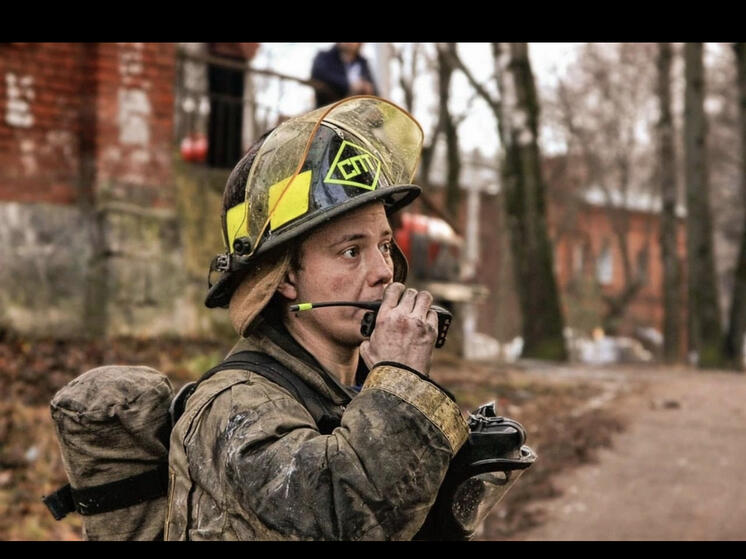 Василий Анохин поздравил пожарников Смоленщины