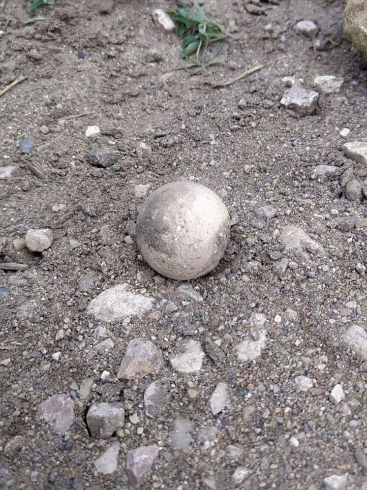 В Симферопольском районе обнаружили боеприпасы, оставшиеся после сбития ракет ATACMS утром 30 апреля. 