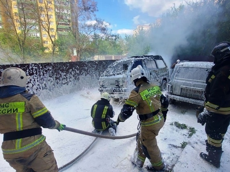 За сутки пожарные Курской области поднимались по тревоге 27 раз