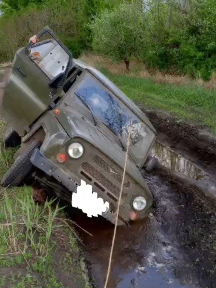 Бойцы СВО из Новосибирска показали, зачем им нужна грязевая резина на УАЗы