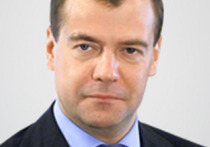 Зампредседателя Совбеза России Дмитрий Медведев поздравил россиян с 1 мая