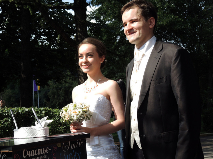 Более пятисот пар в Подмосковье решили заключить брак в майские праздники