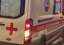 Петербургская полиция проводит проверку, устанавливая обстоятельства аварии в Колпино, в которой пострадала 11-летняя девочка, сообщили в пресс-службе ГУ МВД России по Петербургу и Ленобласти. Инцидент произошел 30 апреля вечером.
