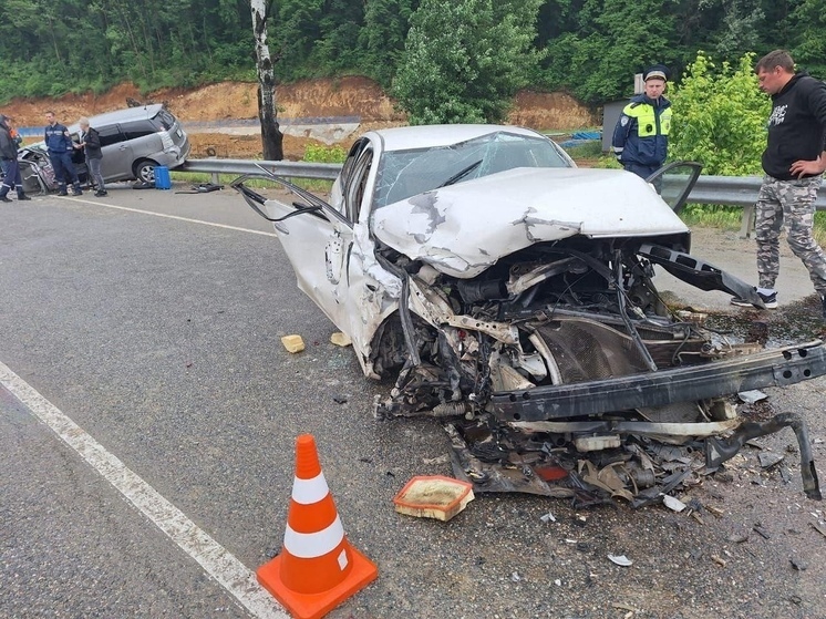 В массовом ДТП на трассе в Крымском районе пострадали 4 человека