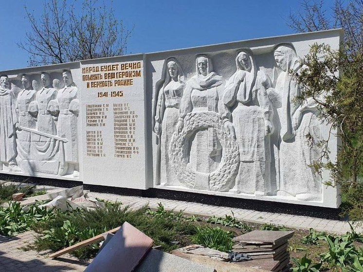 Северяне продолжают восстанавливать мемориалы в Приморском районе