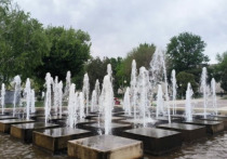Местных жителей и гостей города призывают относиться ответственно к общегородскому имуществу, в том числе и к фонтанам. 