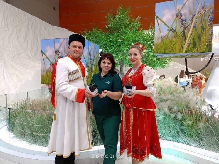 Гости из Кубани посетили белгородский стенд на выставке «Россия»