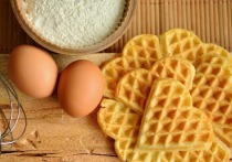Меры, принятые российскими властями, позволили стабилизировать ситуацию с ценами на яйца, заявили эксперты, на которых ссылается aif.ru