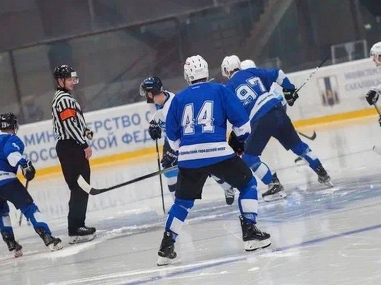 Стали известны результаты первых хоккейных матчей «Кубка Сахалина»