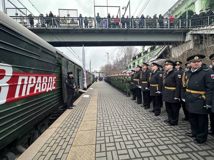 «Поезд Победы» прибыл в Мурманск