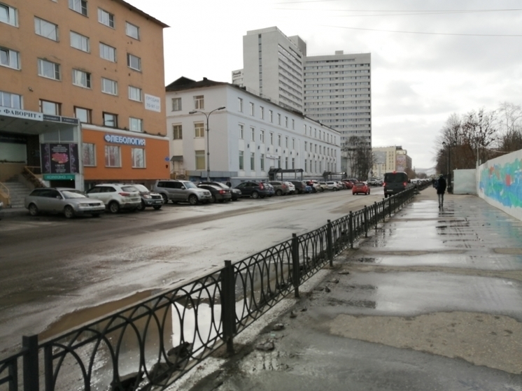 В Мурманске ограничат движение автомобилей на улице Привокзальная