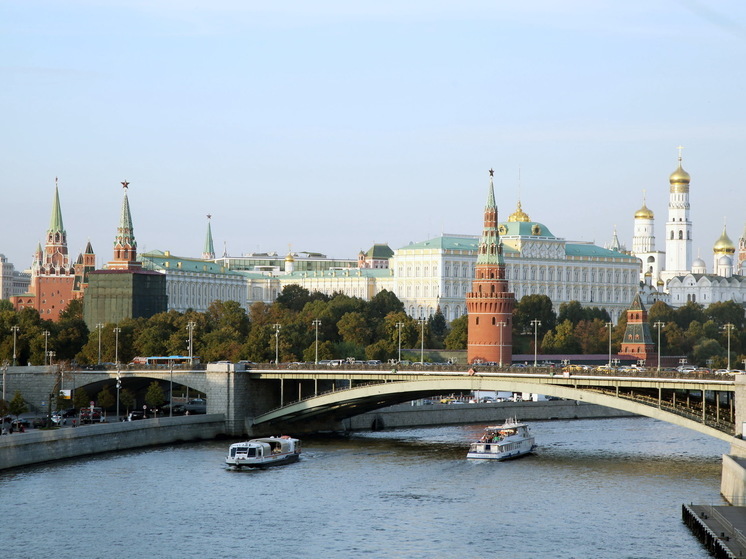 В Кремле ответили на обвинения Байдена в «ксенофобской» России