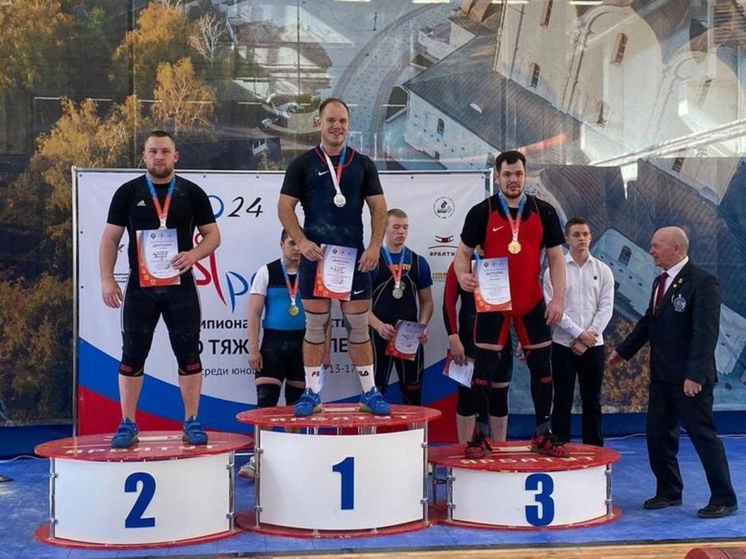 Орловцы заняли первые места на  чемпионате и первенстве ЦФО по тяжелой атлетике