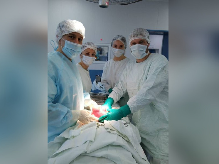 Уфимские врачи спасли пациентку с внематочной беременностью двойней