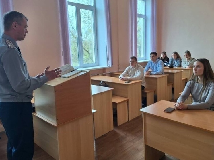 Представитель следственного изолятора № 1 провел для студентов научно-практический семинар