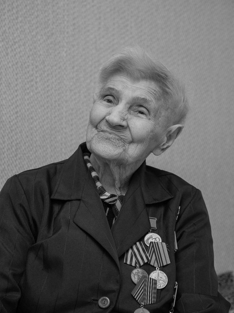 На Сахалине в преддверии Дня Победы ушла из жизни 103-летний ветеран ВОВ