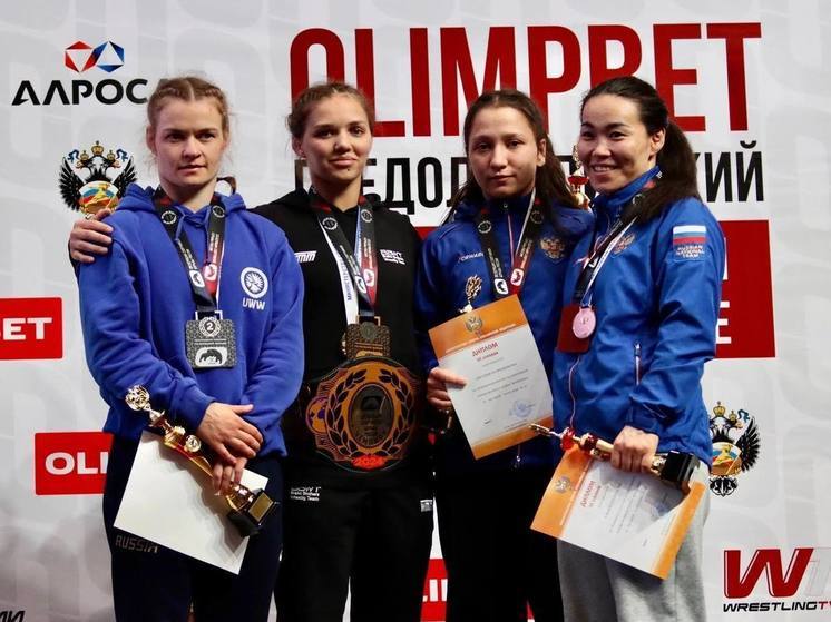Спортсменки из Бурятии завоевали две бронзы чемпионата России по вольной борьбе