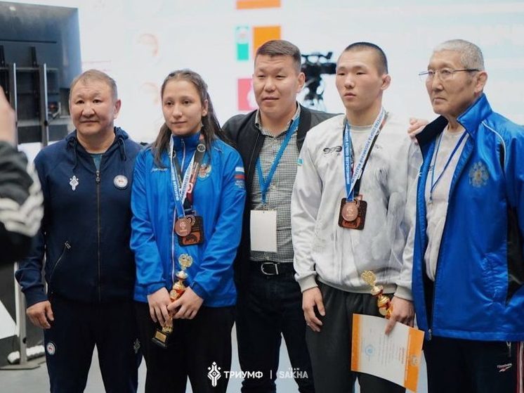 Якутские спортсмены взяли бронзу на чемпионате РФ по вольной борьбе