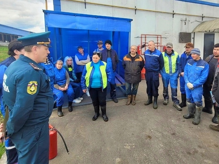Сафоновским животноводам напомнили правила и требования пожарной безопасности