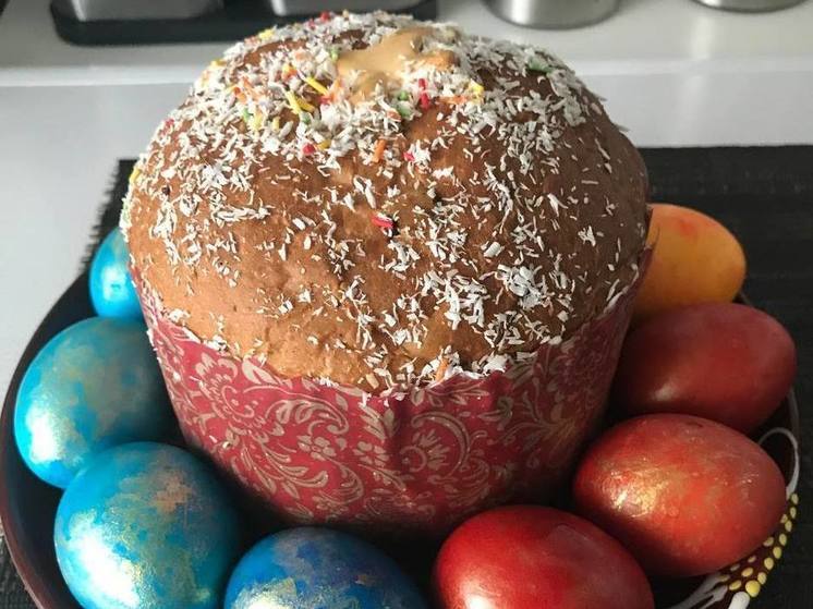 Диетологи рекомендуют брянцам не увлекаться куличами на Пасху