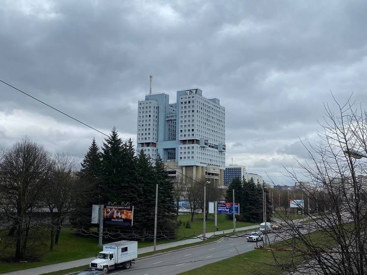 В Калининграде поменялось время репетиций парада Победы и маршруты гортранспорта