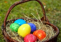 Как красить яйца на Пасху: Полезные советы