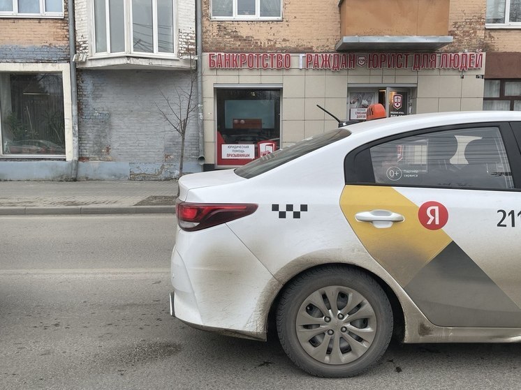 Пензенец обокрал таксистку