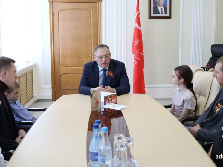 В НАО наградили участников конкурса рисунков к ДМС