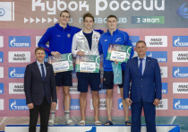 В Южно-Сахалинске завершился третий этап Кубка России по плаванию 2024 года. Уроженец Полярных Зорь Павел Самусенко взял золото на дистанции 50 м на спине и серебро – на дистанции 100 м на спине.
