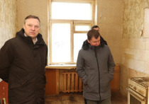 Министр строительства Мурманской области Алексей Грачиков посетил с рабочей поездкой Североморск. В фокусе – проекты, реализуемые в рамках реновации ЗАТО.