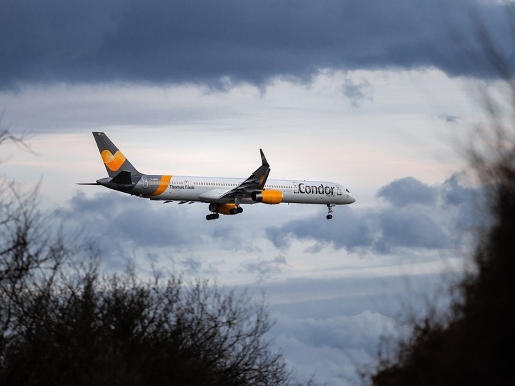 Загадочный инцидент: Что произошло на борту рейса Condor в Германии