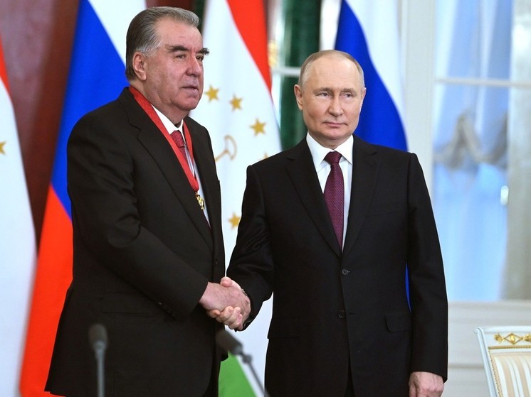 Президент Таджикистана Рахмон посетит РФ для участия в торжествах по случаю Дня Победы